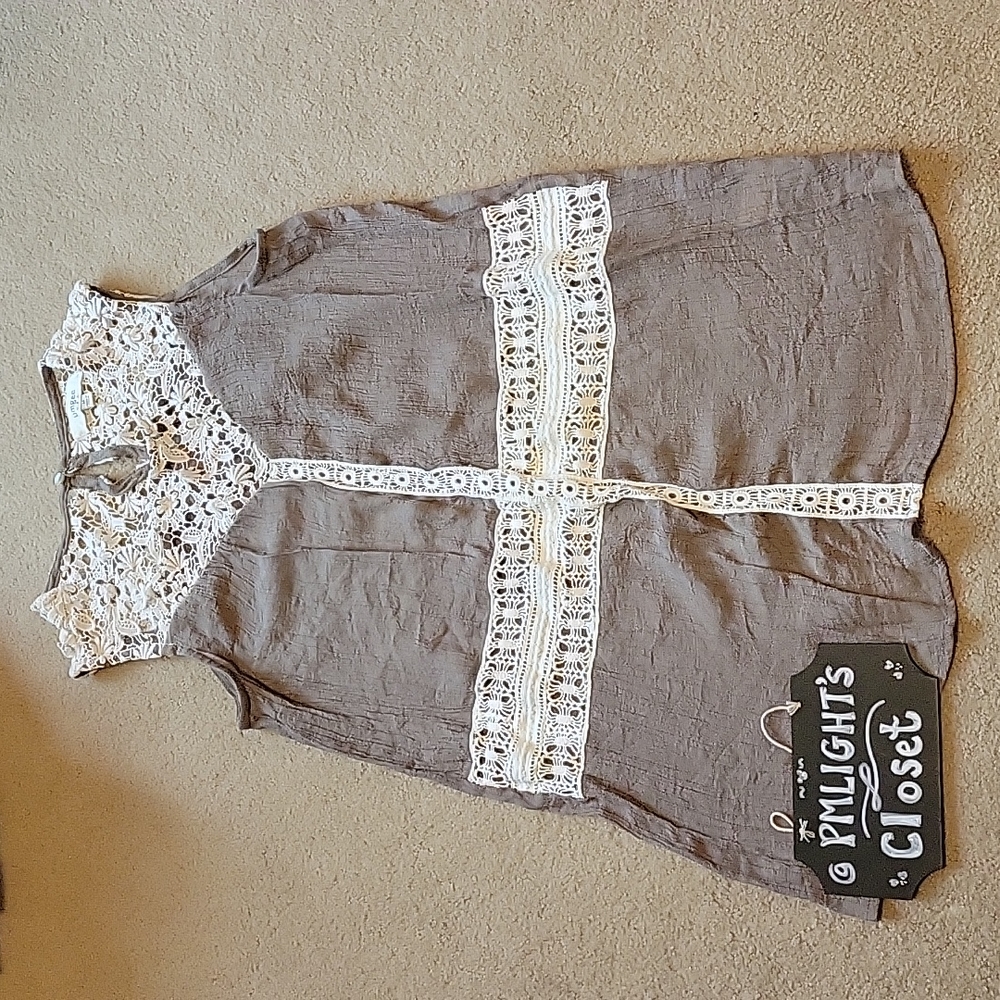 Umgee Tunic Crochet Down Front Medium Ivory Taupe Sleeveless